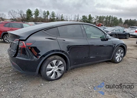 2023 Tesla Model Y z USA, uszkodzony, nr VIN 7SAYGDEE7PA194337